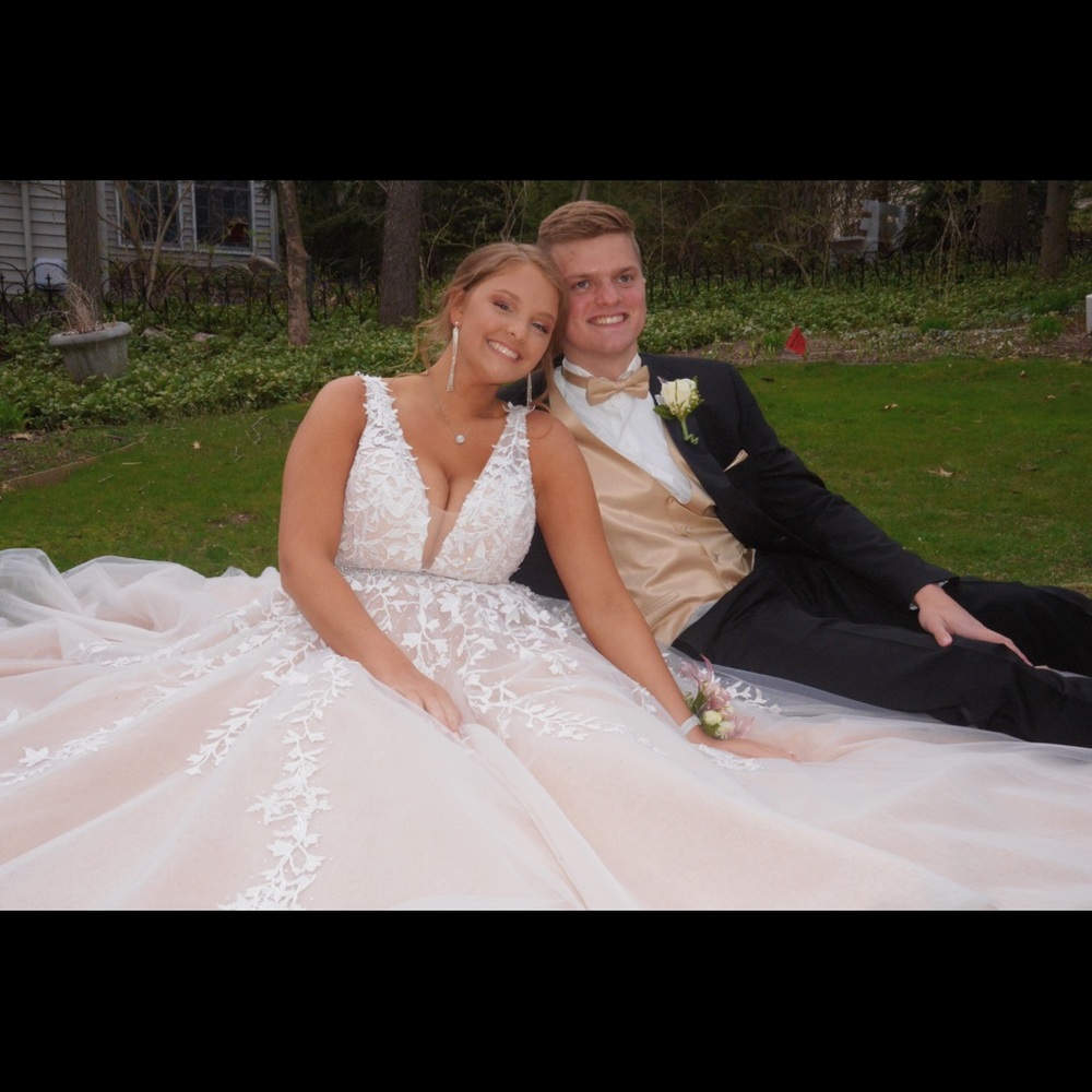 Prom dress - Picture 5 of 5